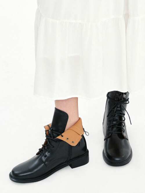 Lace-up Combat Boots / Black