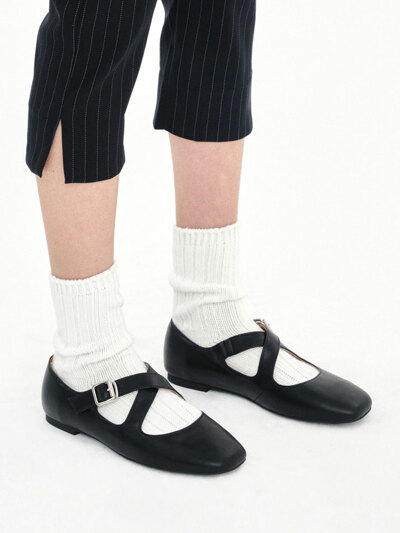 Cross Buckle Mary Jane / Black