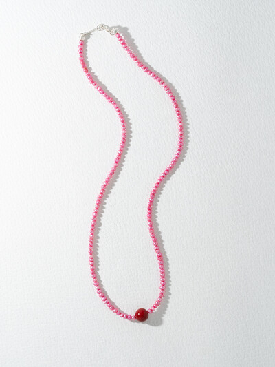STRAWBERRY PEARL NECKLACE