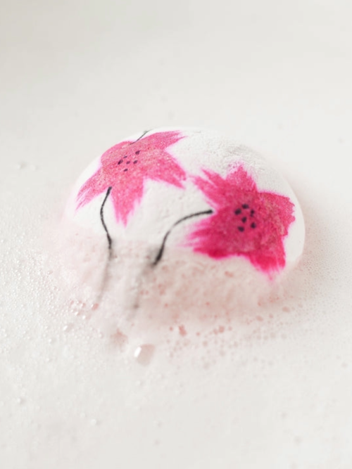 밤코스메틱 체리블로썸 배쓰 블라스터