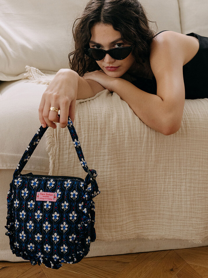 프릴 플루피백 꽃송이 블루