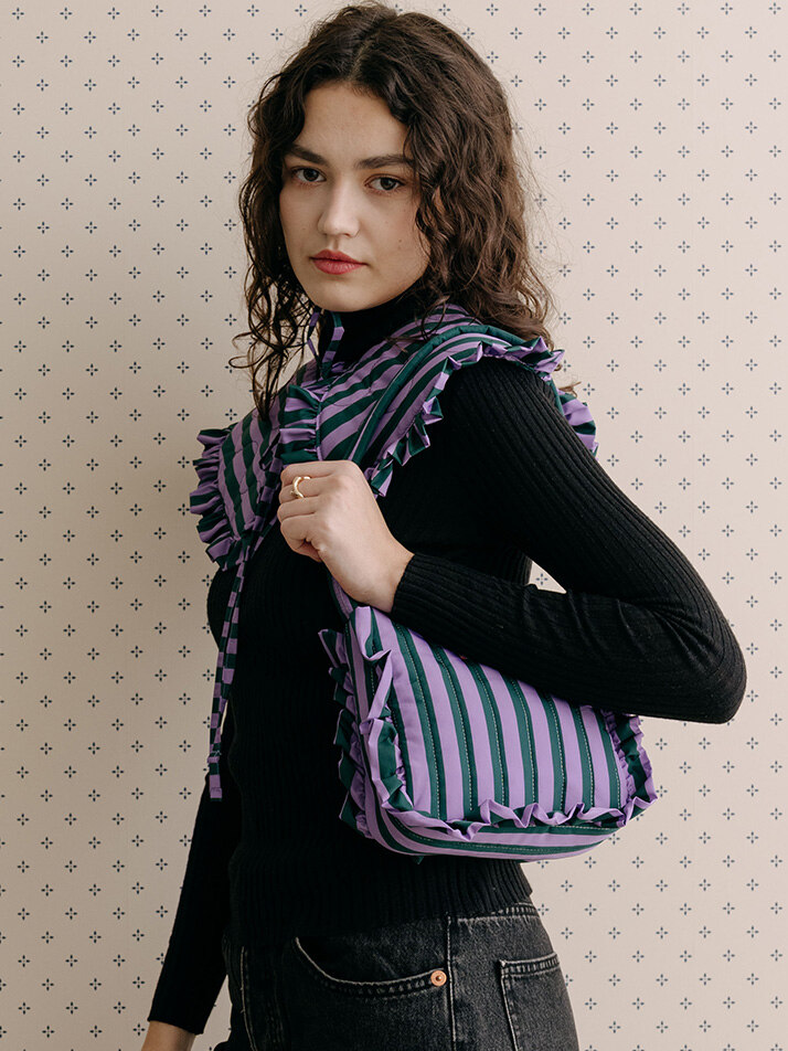 프릴 플루피백 스트라이프 퍼플