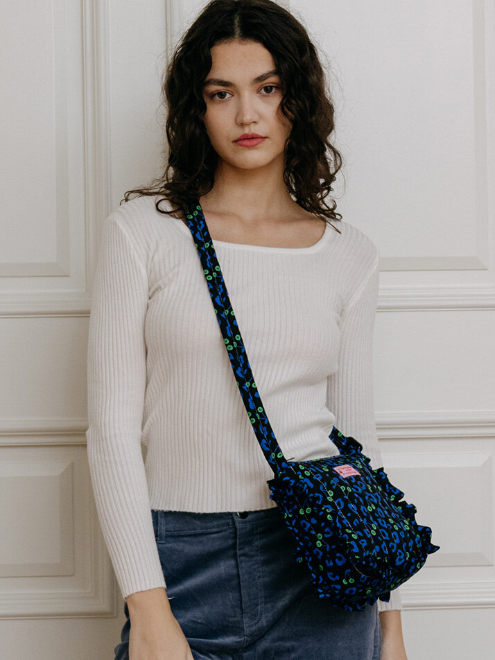 프릴 플루피백 레오파드 블루