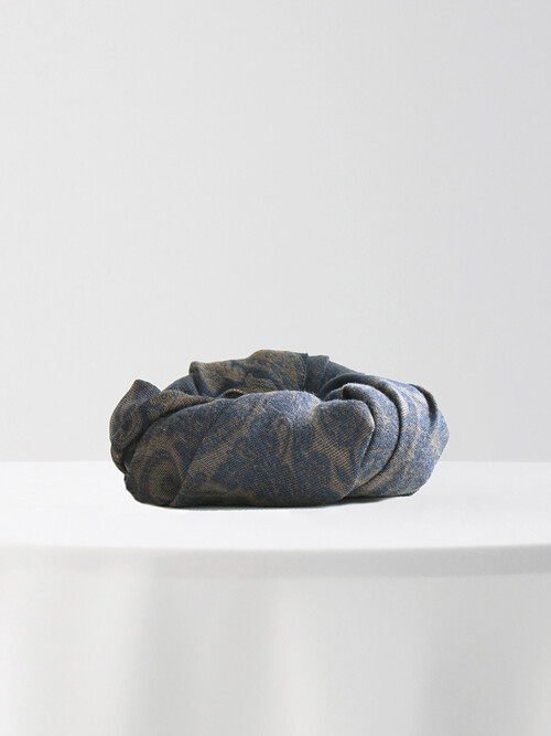 [아르메오디] 네이비 페이즐리 패턴 이태리 수입 머플러 EFIMF081NA