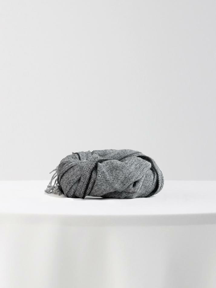 [아르메오디] 헤링본 울 블렌딩 이태리 수입 머플러 EFIMF082GR