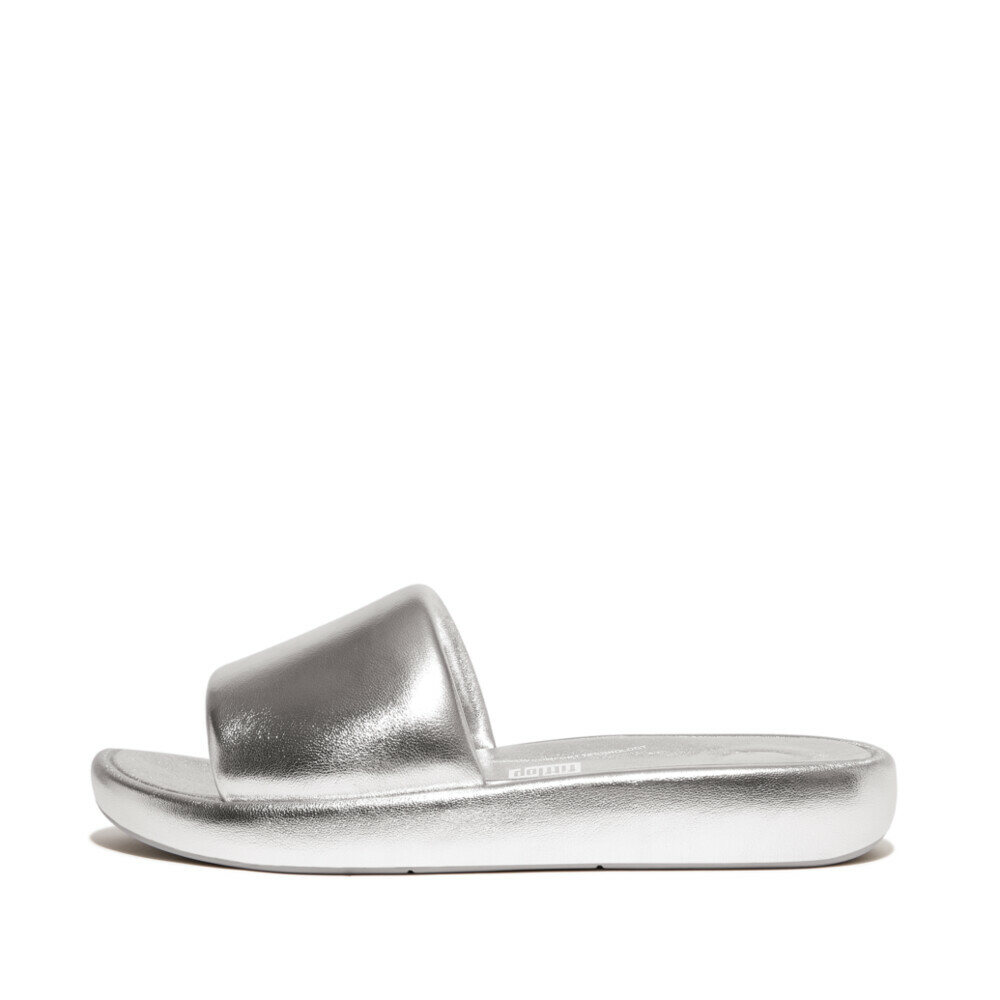 IQUSHION-D-LUXE-PADDED-METALLIC-LEATHER-SLIDES-SILVER_HT3-011.jpg