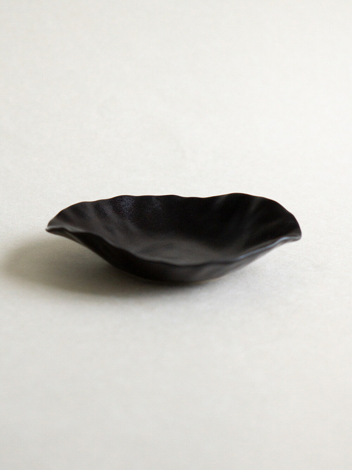 박나혜_작은 잎 접시 (small leaf dish)