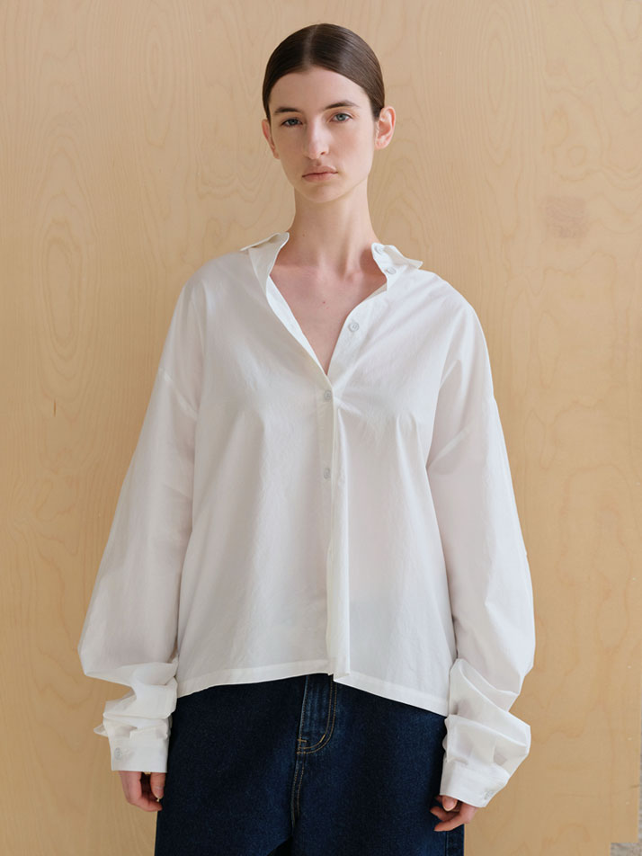 스트링 볼륨 셔츠