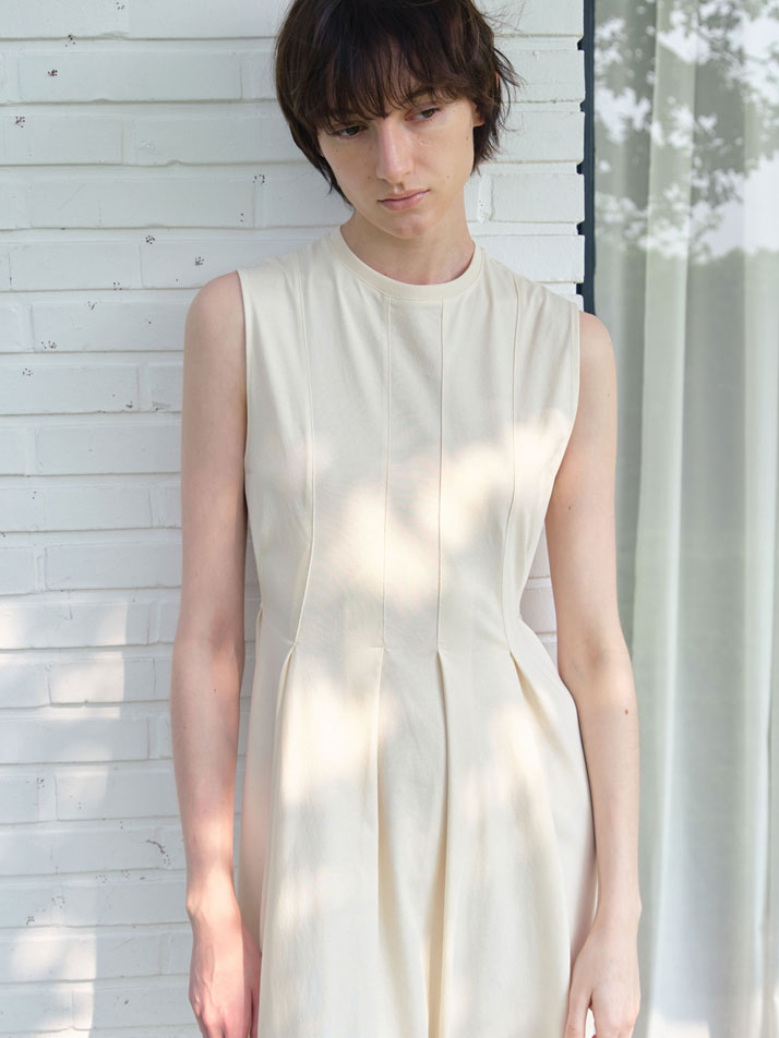 다트 플레어 원피스 (2컬러)