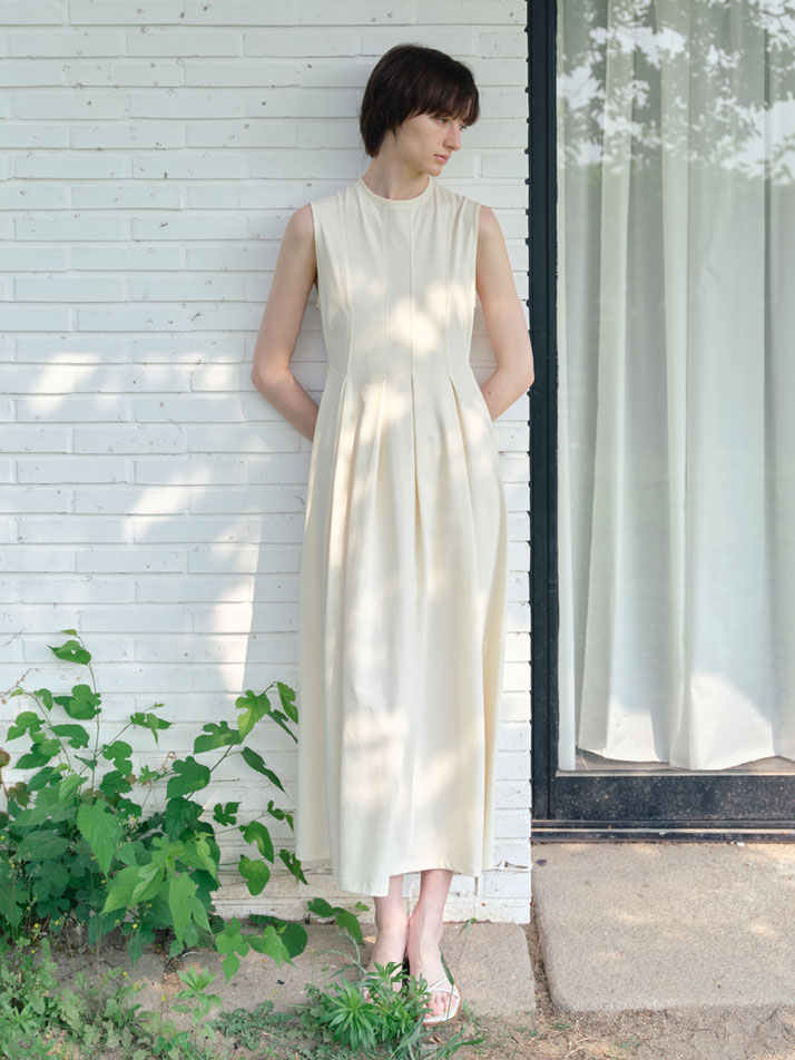 다트 플레어 원피스 (2컬러)