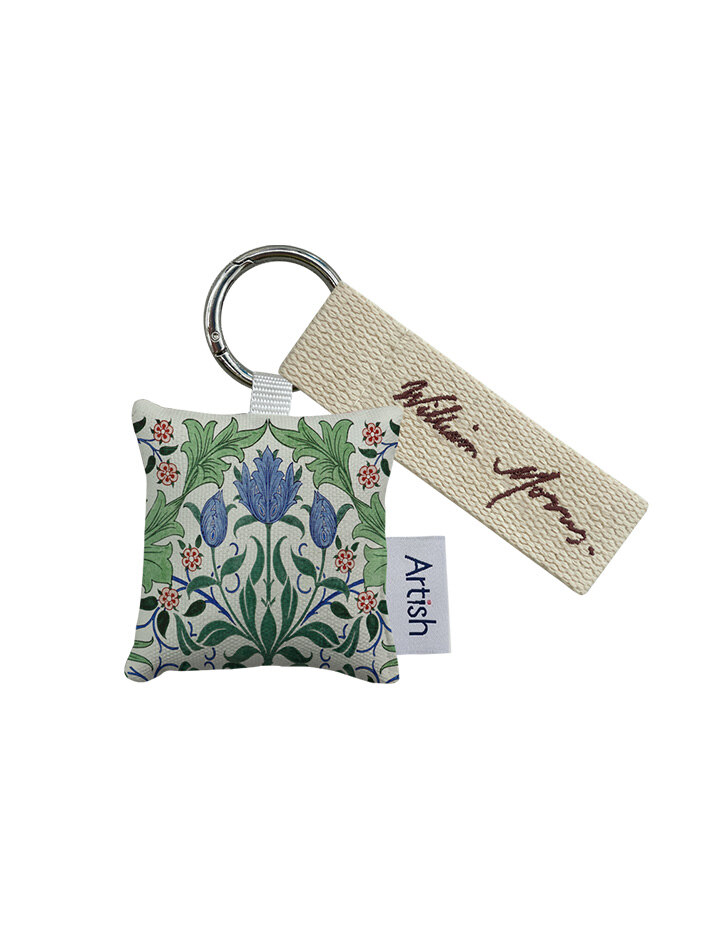 쿠션키링 Floral Wallpaper Design with Tulips / 윌리엄 모리스(William Morris)