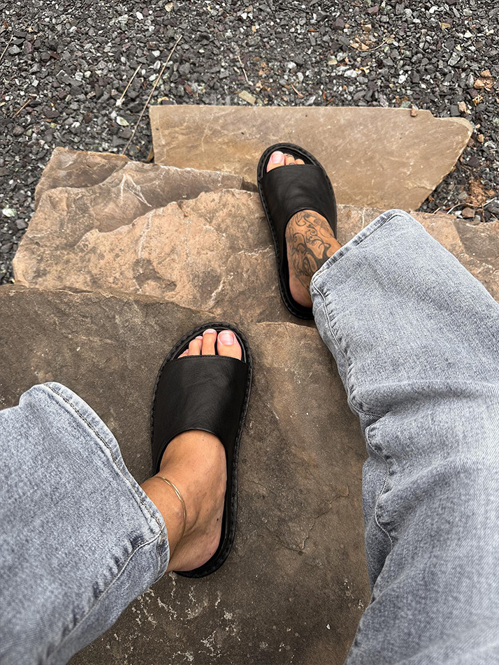ST. TROPEZ (PRETO BLACK)