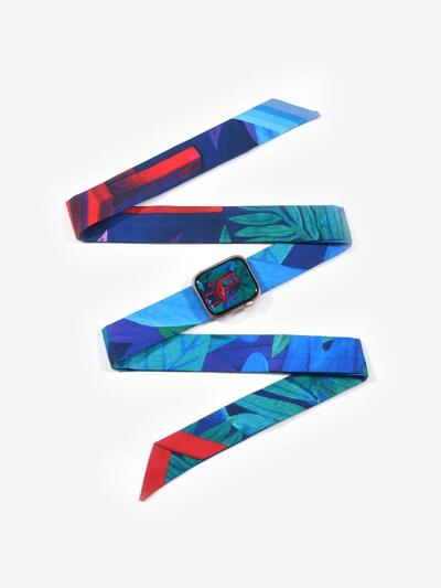 숲속의 빨간의자와 책 패브릭 워치스트랩 애플40mm (38-41)