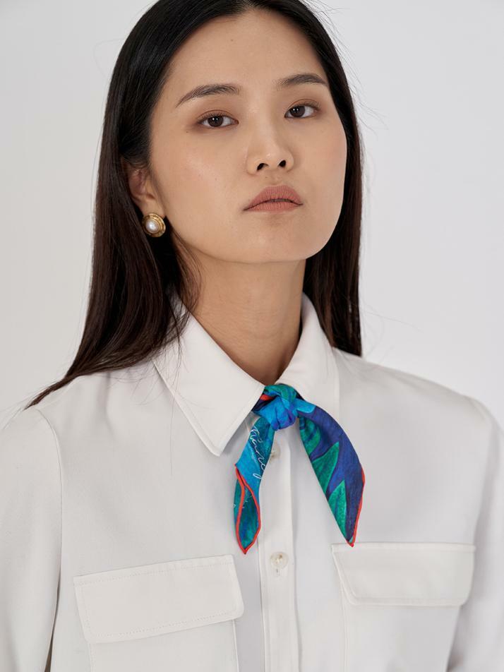 숲속의 빨간의자와 책 쁘띠