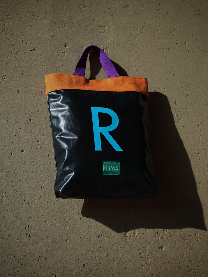 RNMS R TOTEBAG BLOCK1