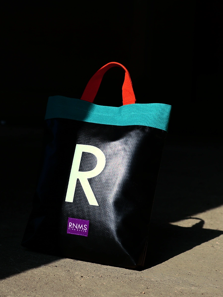 RNMS R TOTEBAG BLOCK3