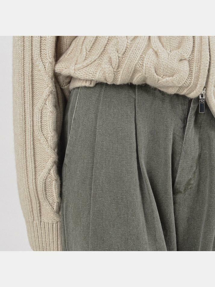 Heavy Cable High-Neck Knit Zip-up (Oatmeal)