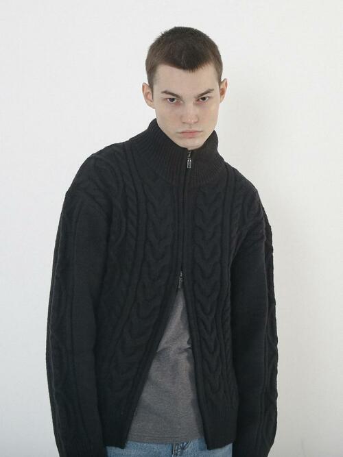 Heavy Cable High-Neck Knit Zip-up (Black)