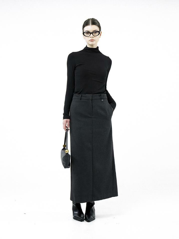 Back-Slit Wool Long Skirt - Charcoal /W244SK01CH