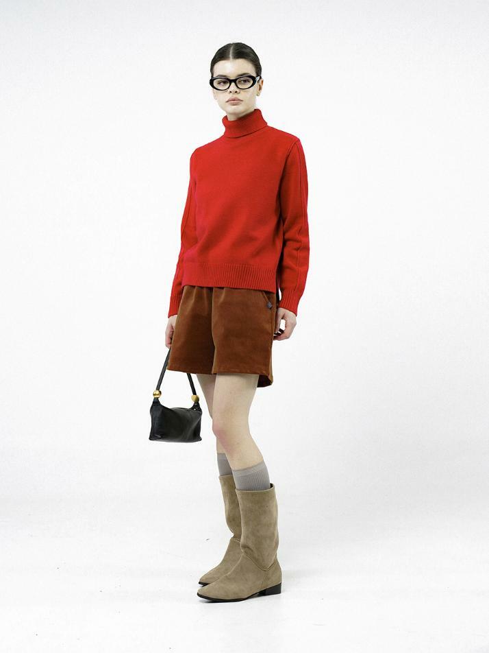 Soft Slit High Turtleneck - Red /W244TP06RD