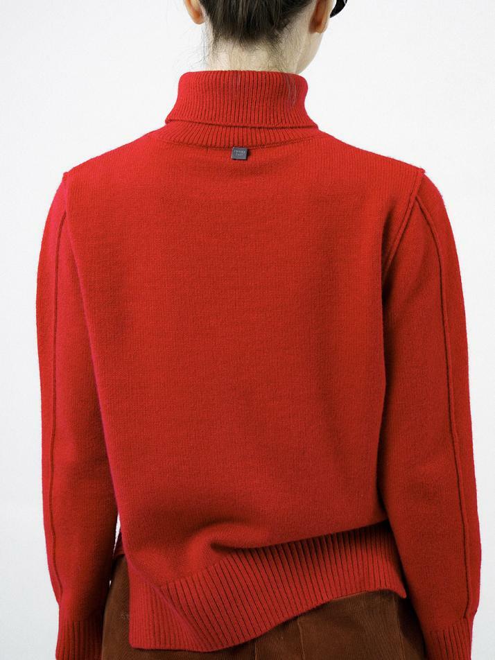 Soft Slit High Turtleneck - Red /W244TP06RD