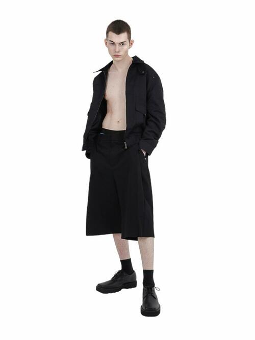 사이드턱 와이드 피트 버뮤다 팬츠 블랙/M251PT05BK