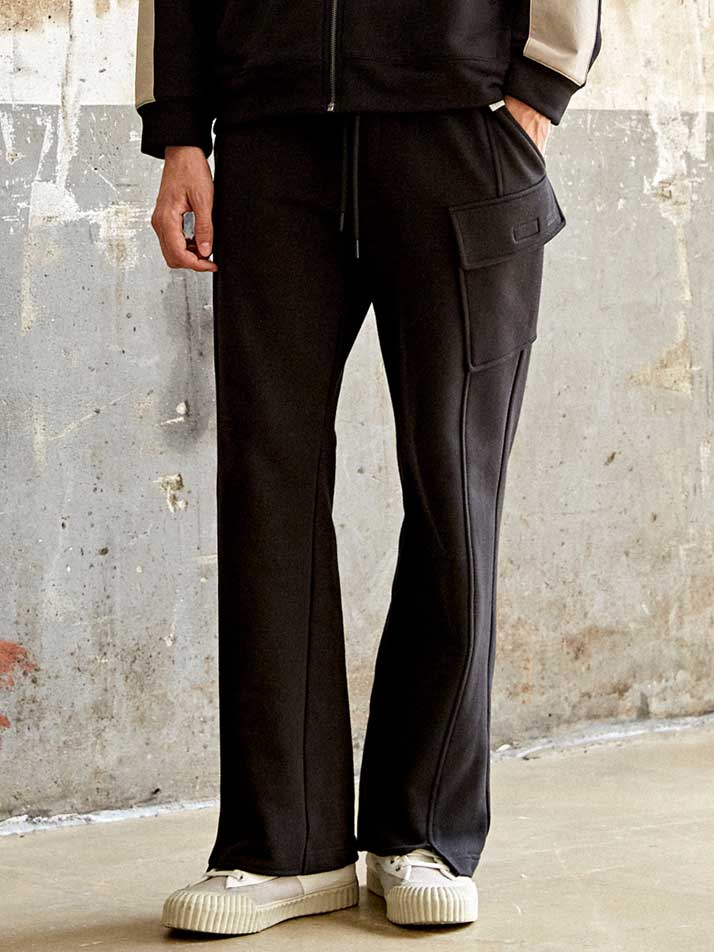 밑단변형 와이드 트레이닝 팬츠 CFS23FKPT902