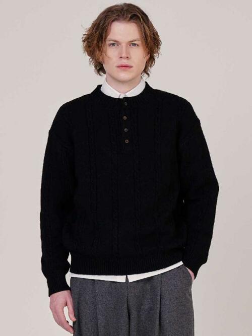 남자 울혼방 케이블 헨리넥 니트 CXS25WSRTC25 BLA