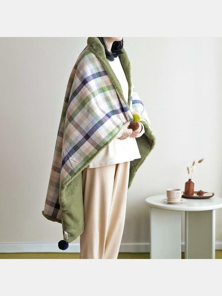 극세사 벨보아 니트방울 블랭킷 윌로우 체크