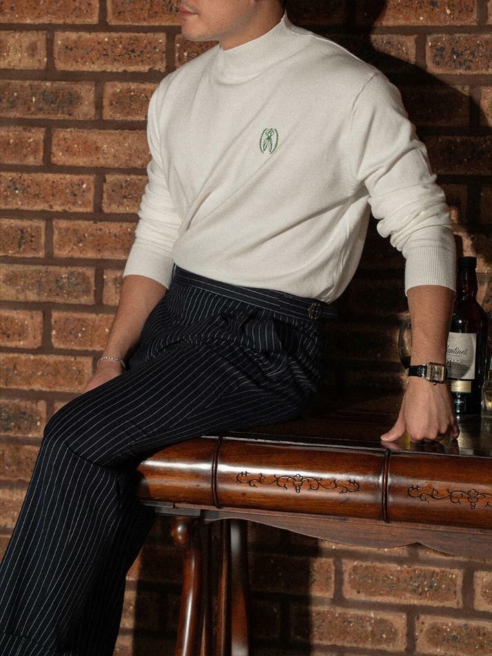 ALCKT037 스카프 심볼 하프 터틀넥 니트_ivory