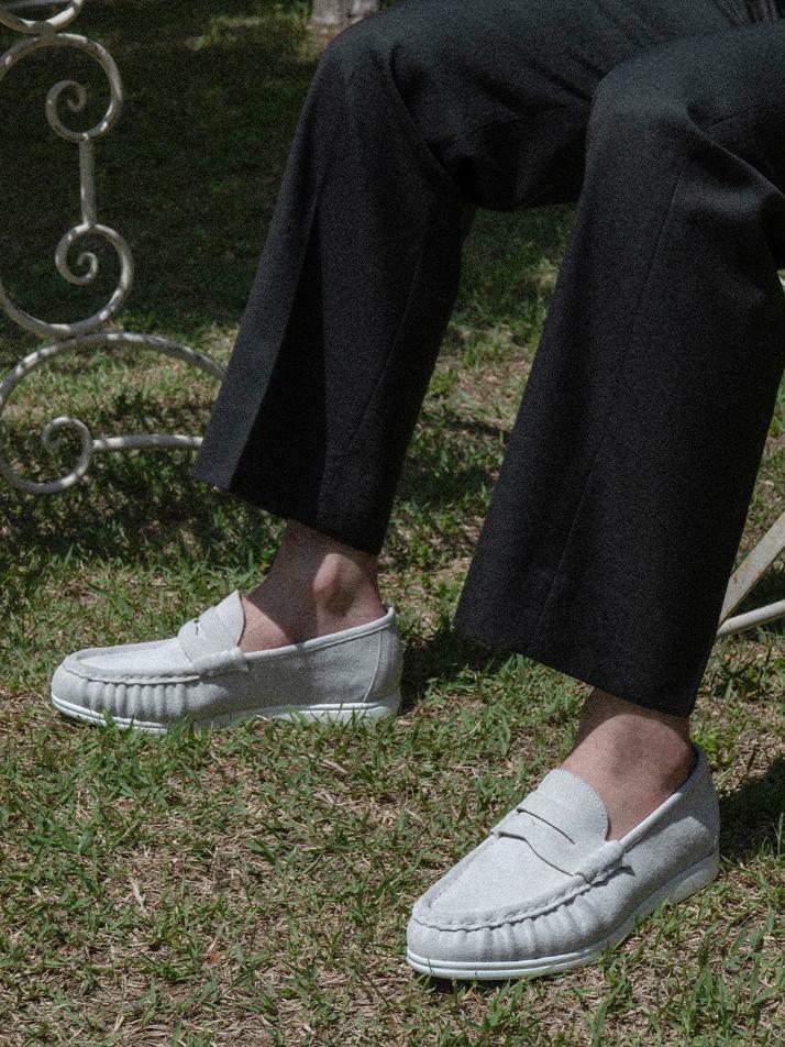 ALC4411W 리조트 셔링 로퍼_white suede
