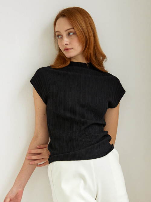 belaire cashmere pleats knit (caviar black)
