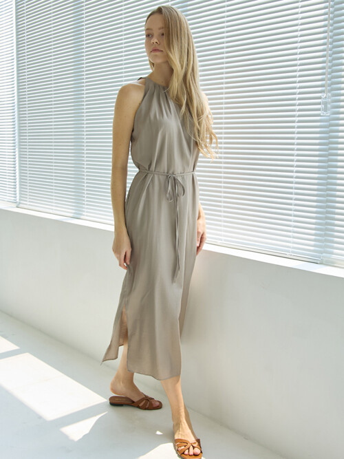 august dress (beige)