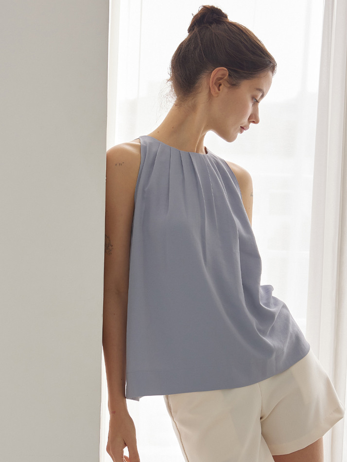 august top (carolina blue)