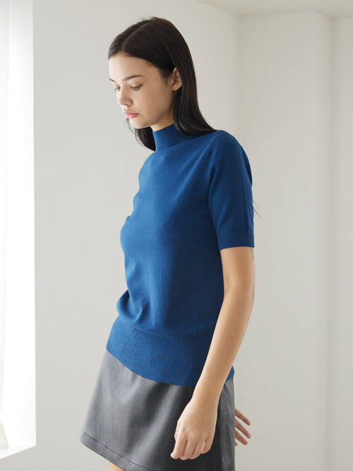 pino cashmere bleneded half turtle (taycan blue)