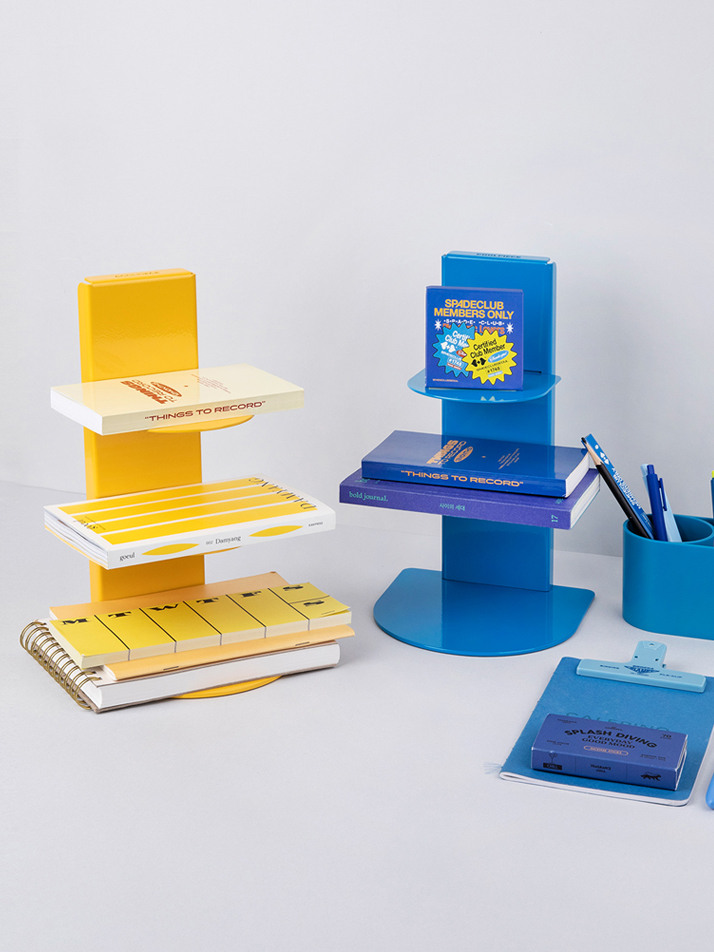 LLL-Book Station / 북스테이션