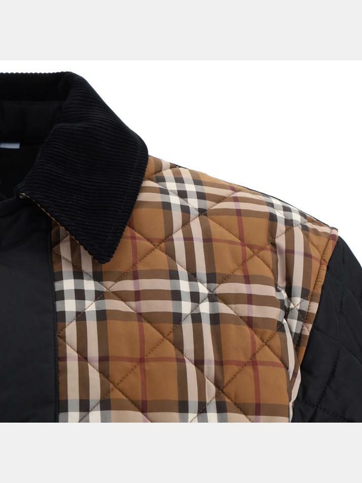 [버버리] 23FW WEAVERVALE 빈티지 체크 퀄팅 자켓 8070391