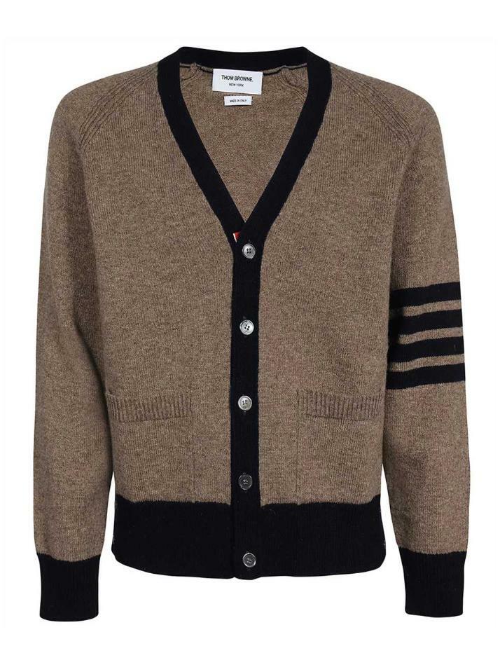 [톰브라운] 23FW 사선완장 브이넥 울 가디건 MKC485A Y1026 215