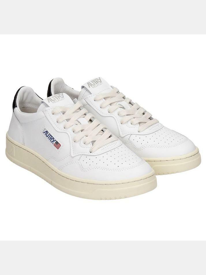 [오트리] 24FW 메달리스트 로우탑 스니커즈 AULM LL22