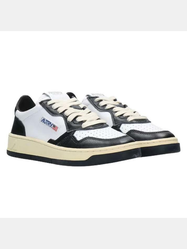 [오트리] 24FW 메달리스트 로우탑 스니커즈 AULM WB01