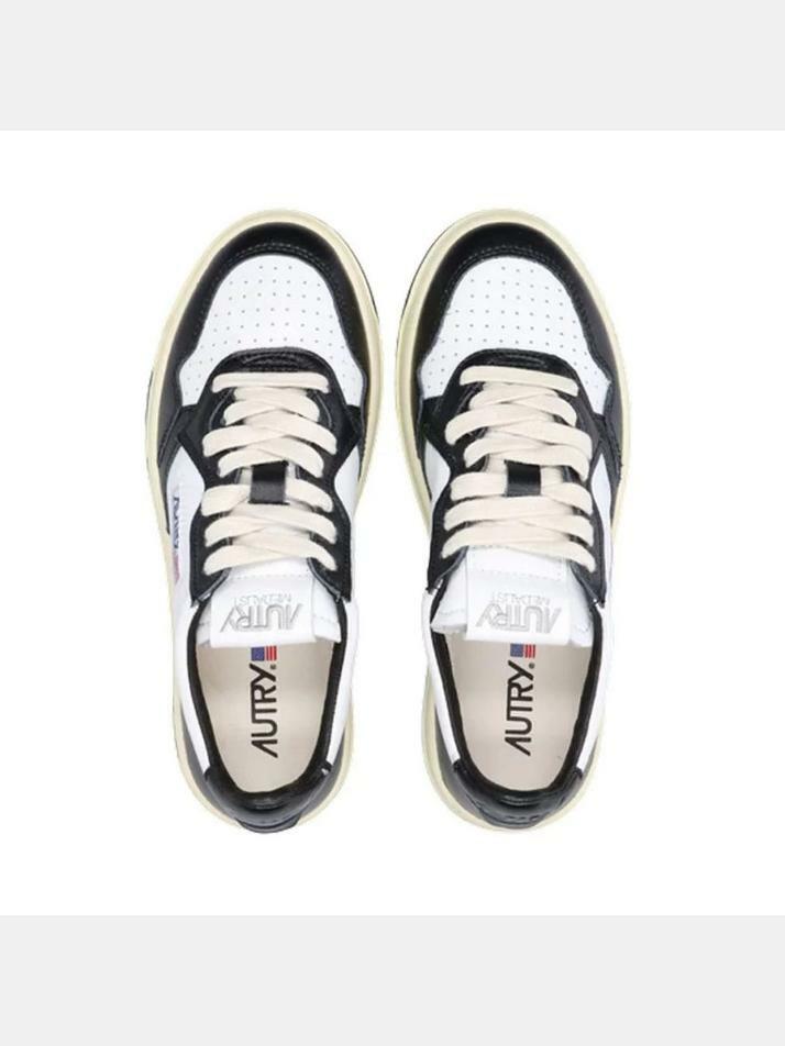 [오트리] 24FW 메달리스트 로우탑 스니커즈 AULM WB01
