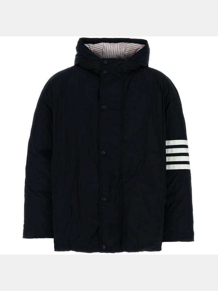 [톰브라운] 24FW 사이드라인 스트라이프 패딩 MOD072X 07259 001