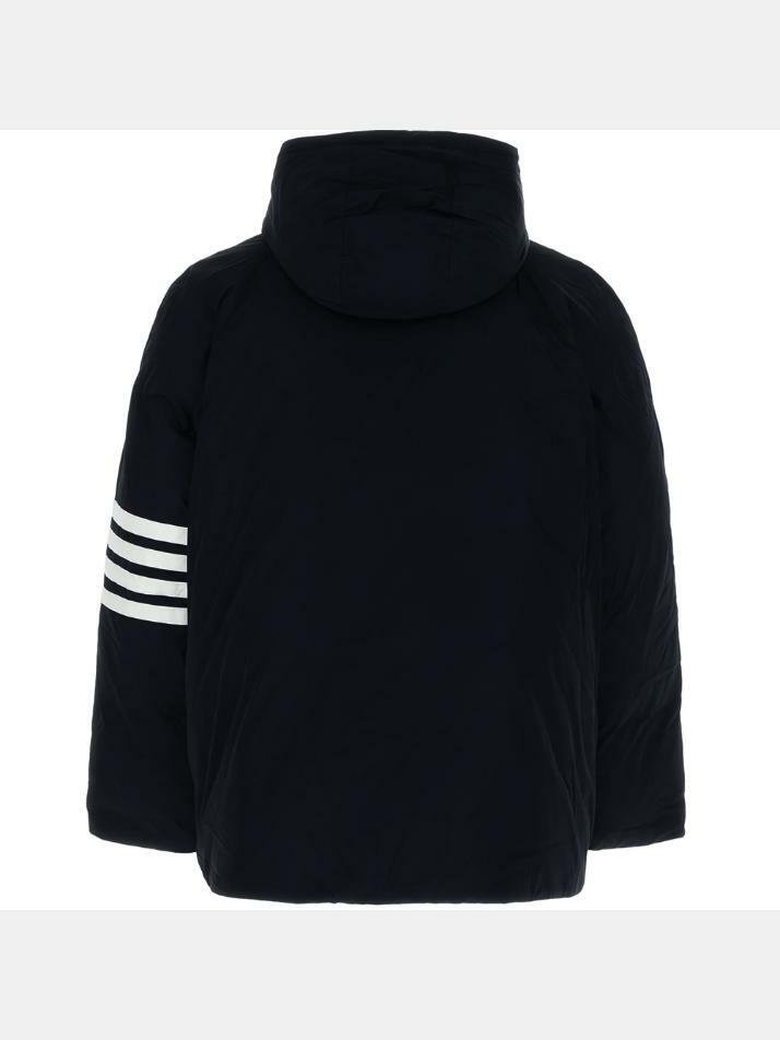 [톰브라운] 24FW 사이드라인 스트라이프 패딩 MOD072X 07259 001