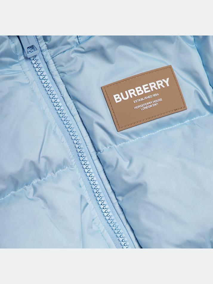 [버버리] 22FW 키즈 로고 패치 후드 패딩 자켓 8053900