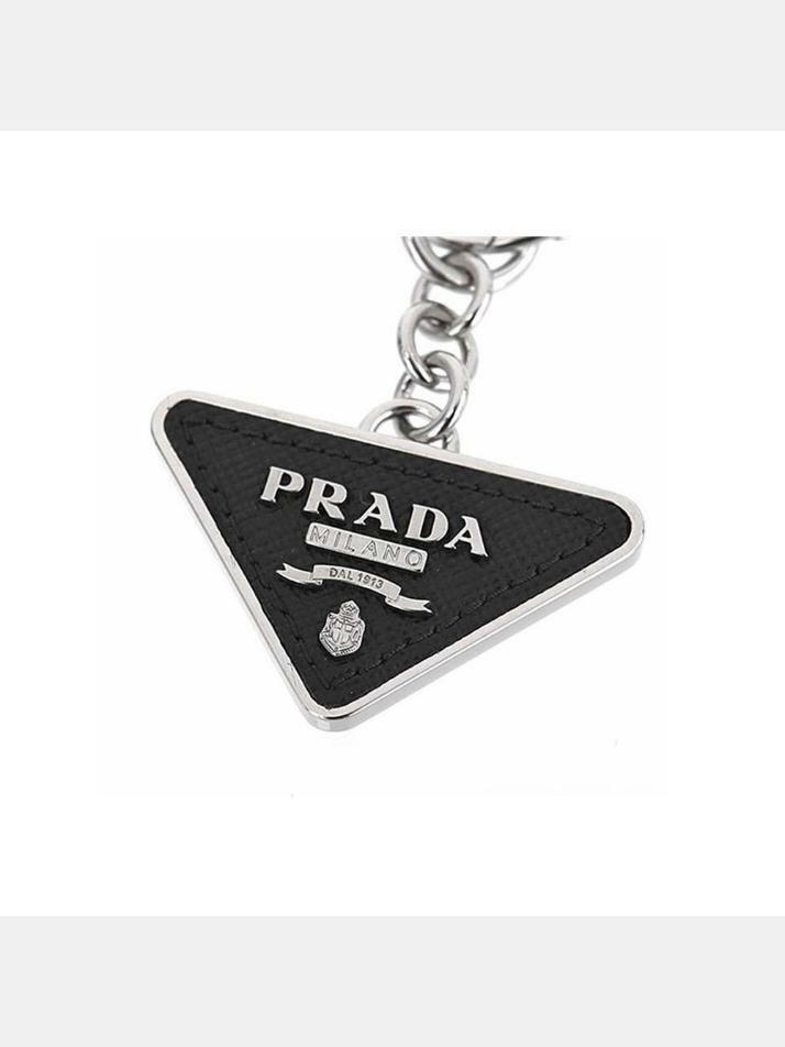 [프라다] 25SS 사피아노 삼각로고 은장 키링 2PP080 053 F0002