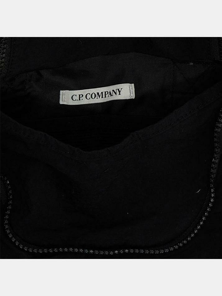 [CP 컴퍼니] 25SS 나일론 크로스백 블랙 18CMAC049A 110188G 999