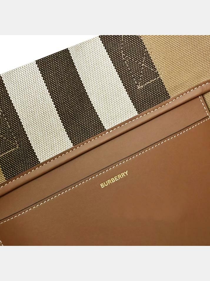 [버버리] 25FW 빈티지 체크 미디움 런던 토트백 베이지 8084047