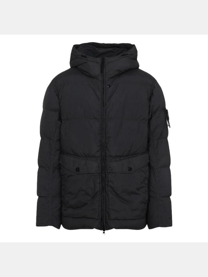 [스톤 아일랜드] 25FW 가먼트다이 크링클 랩스 후드 패딩자켓 블랙 K2S15 4100011 S0A23 V0029