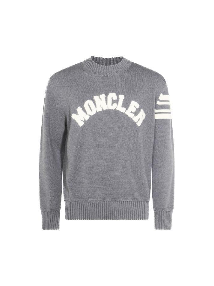[몽클레어] 25FW 부클 레터링 로고 패치 니트 그레이 9C000 09 M1367 930