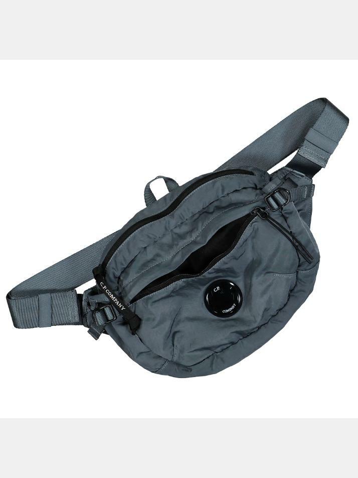 [CP 컴퍼니] 25SS 렌즈 와펜 힙색/벨트백 18CMAC112A 005269G 872